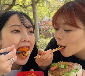 はるてゃん 食べ方が汚い